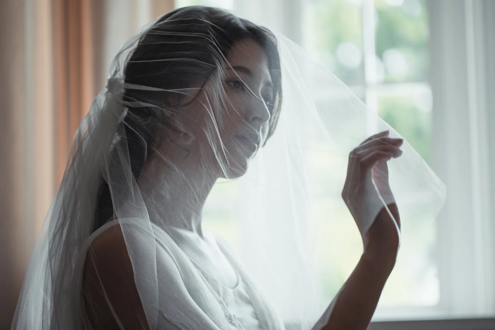 Joyful wedding moments